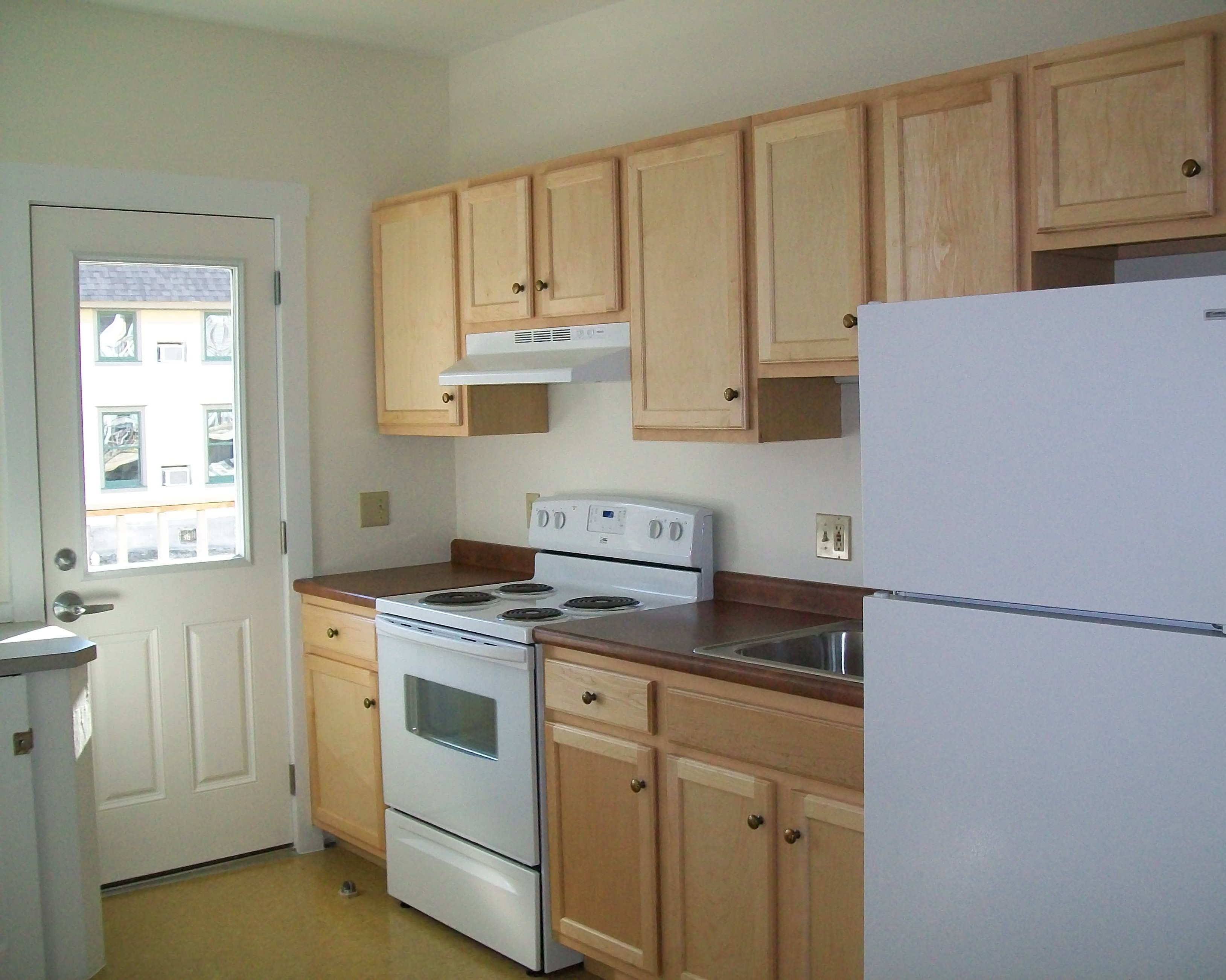 kitchen inside of north branch apartments downstreet