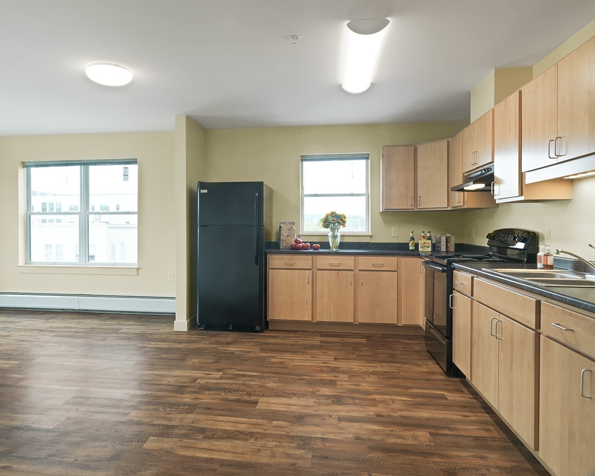 downstreet apartments kitchen