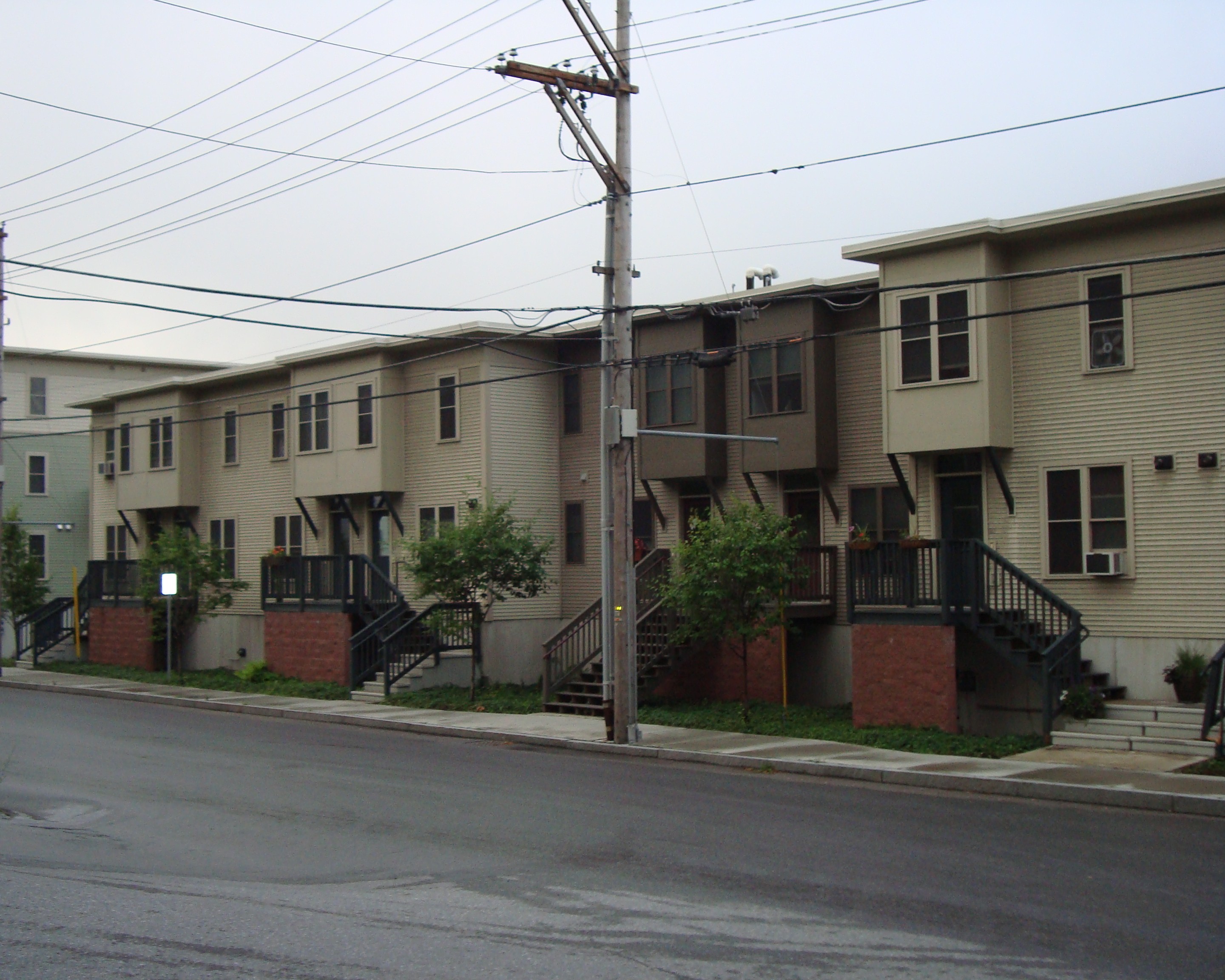 downstreet river station apartments